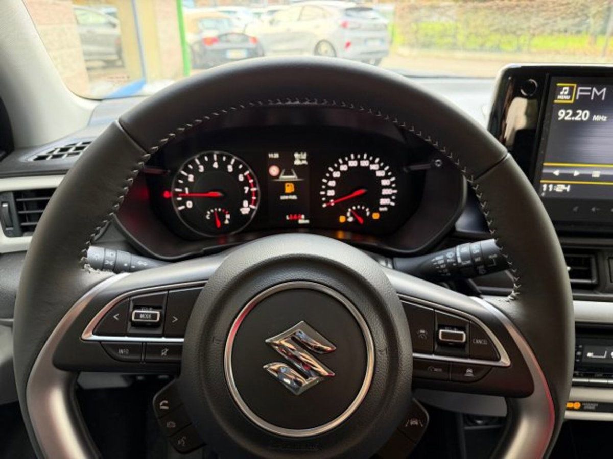 Suzuki Swift 1.2h Top 4wd allgrip (9)