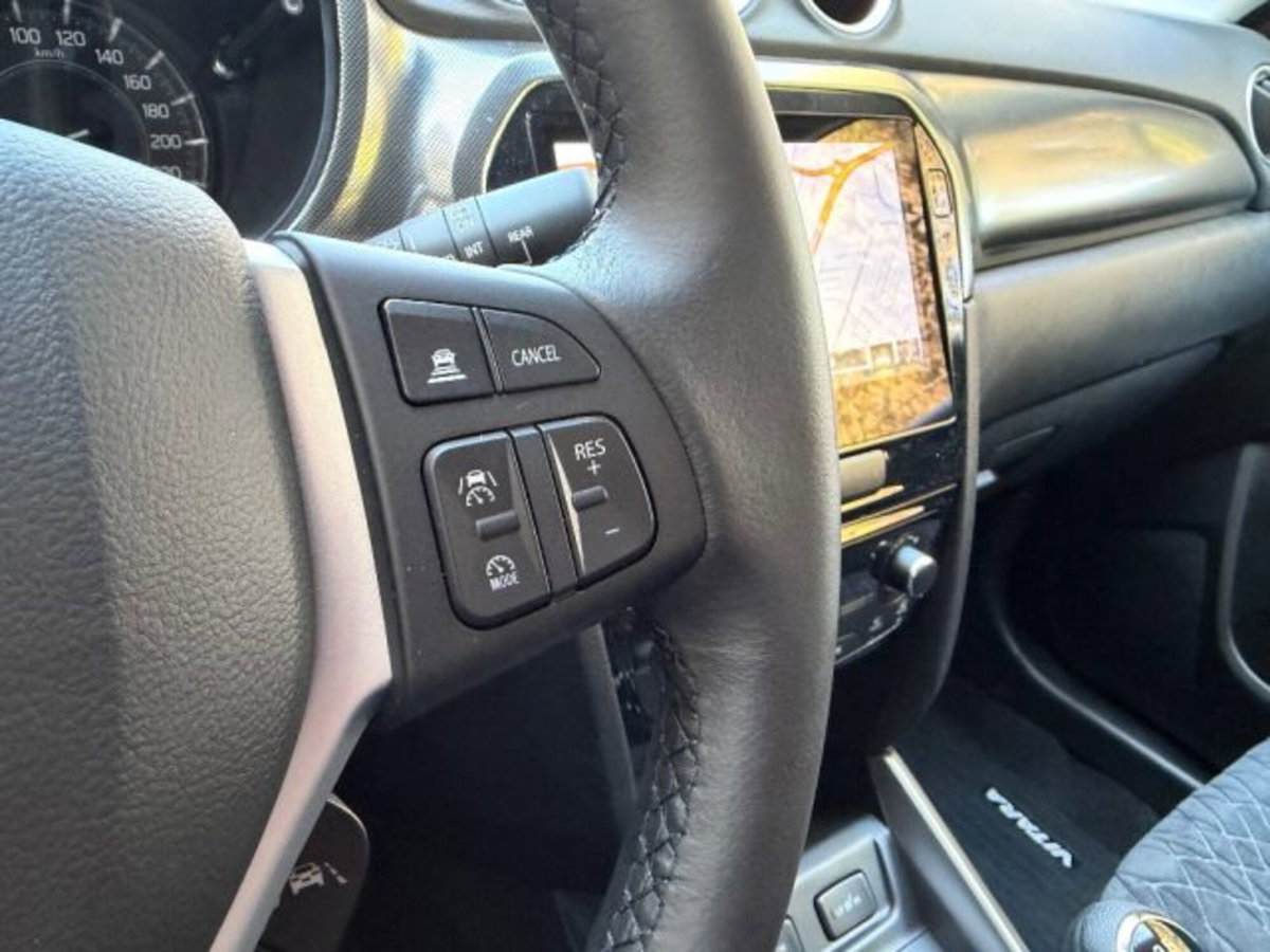 Suzuki Vitara 1.4h Top 2wd 110cv (13)
