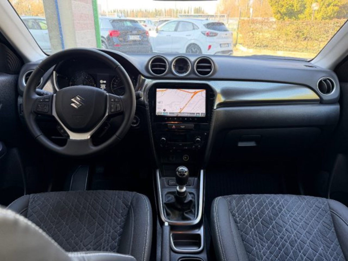 Suzuki Vitara 1.4h Top 2wd 110cv (16)