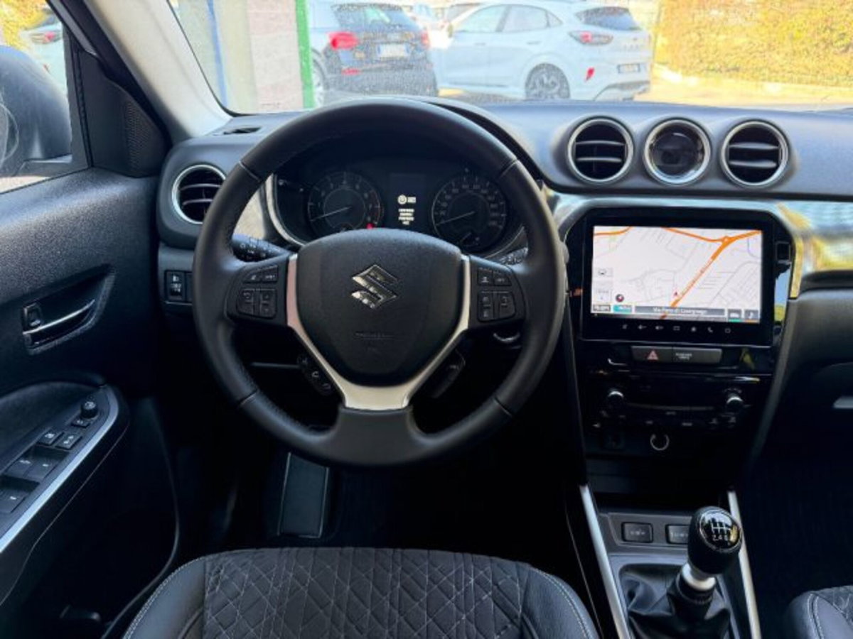 Suzuki Vitara 1.4h Top 2wd 110cv (17)