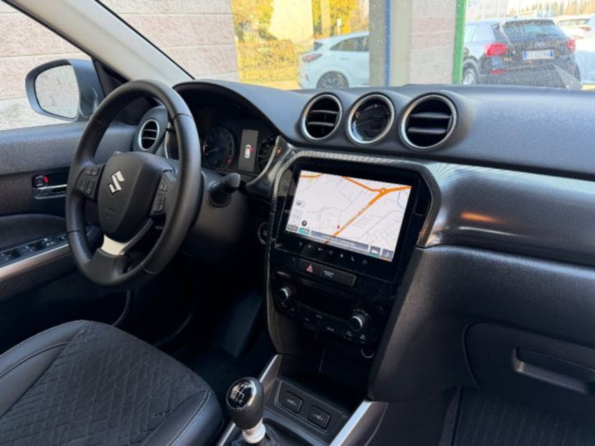 Suzuki Vitara 1.4h Top 2wd 110cv (18)