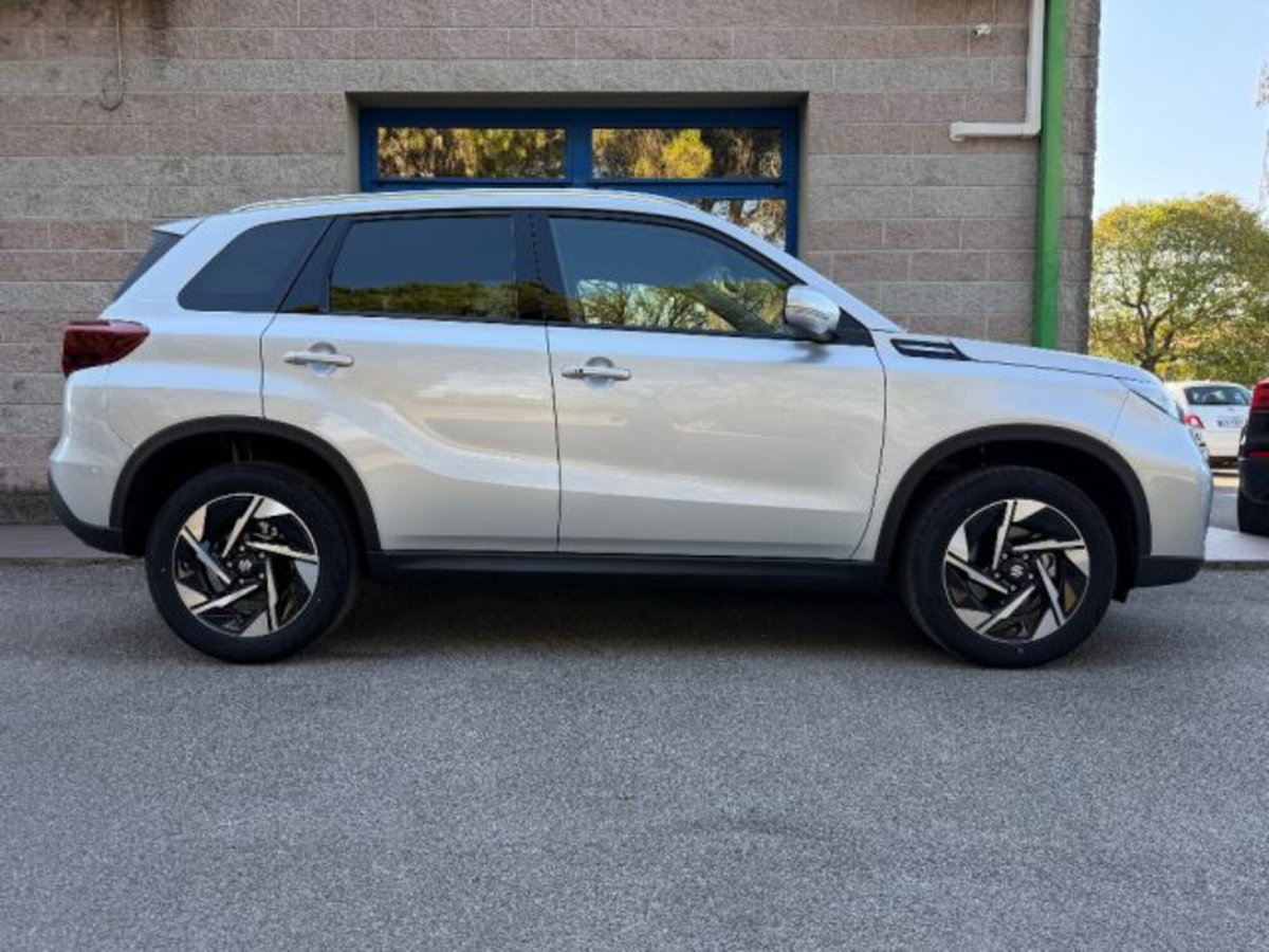 Suzuki Vitara 1.4h Top 2wd 110cv (2)