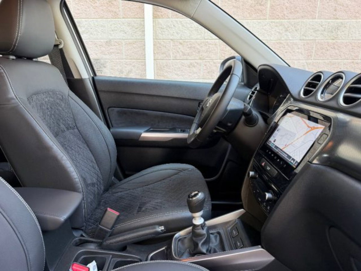 Suzuki Vitara 1.4h Top 2wd 110cv (20)