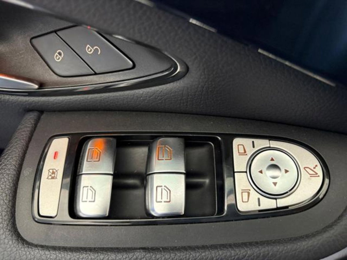 Mercedes-Benz GLC SUV 300 d 4Matic Executive (13)