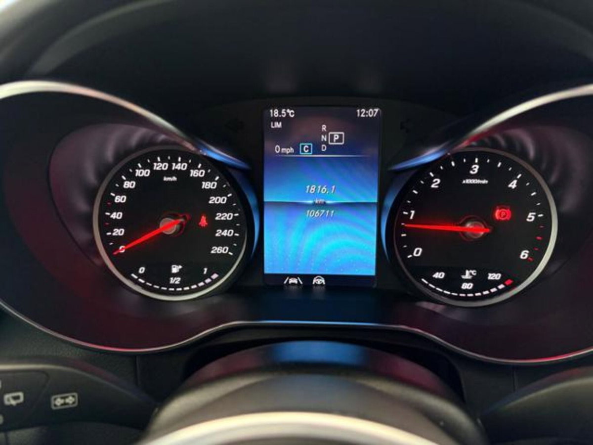 Mercedes-Benz GLC SUV 300 d 4Matic Executive (16)