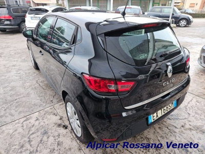 Renault Clio 1.5 dCi 8V 75CV 5 porte Wave (12)
