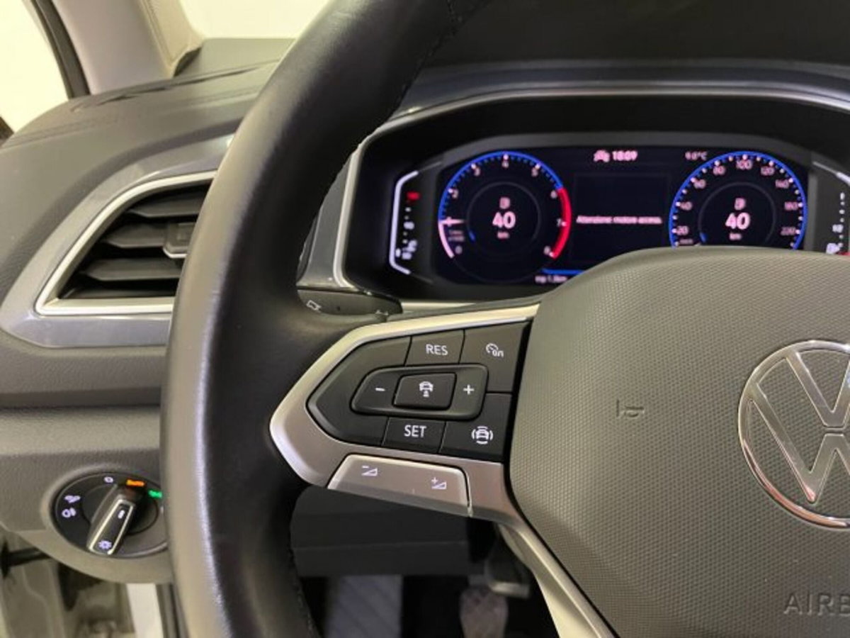 Volkswagen T-Roc 1.0 TSI Style (17)