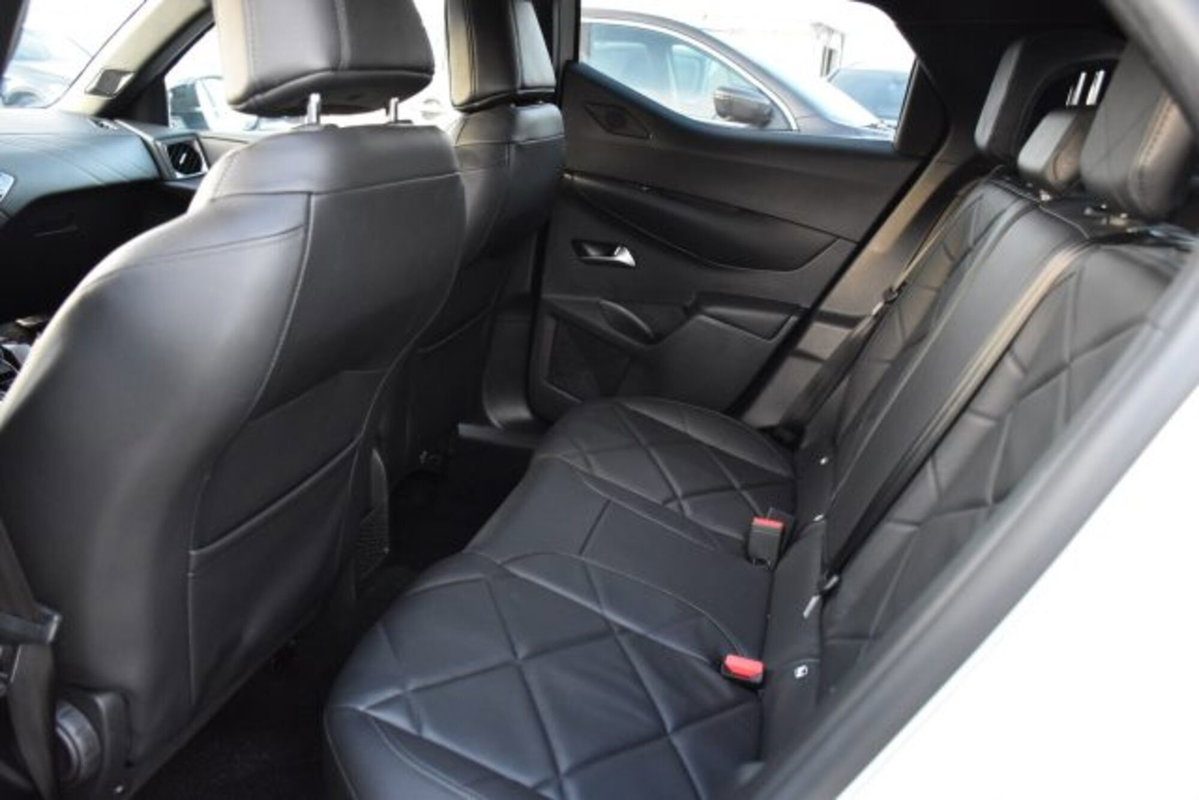 Ds DS 3 DS 3 Crossback PureTech 130 aut. Grand Chic (16)