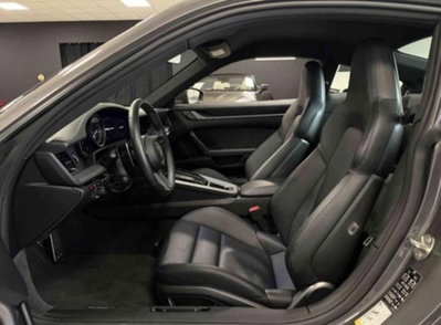 Porsche 911 Coupé Coupe 3.0 Carrera 4 auto (4)
