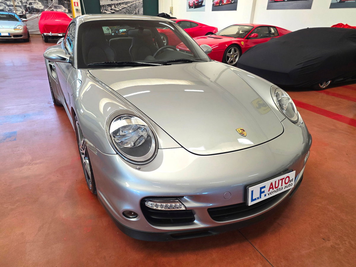 Porsche 911 Coupé Turbo (3)