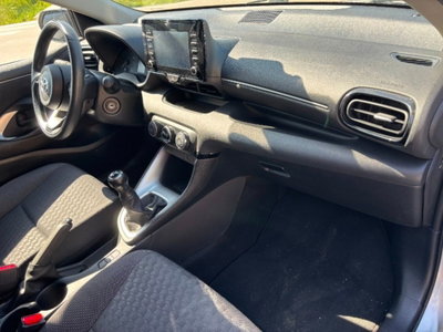 Toyota Yaris 1.0 5 porte Trend (11)