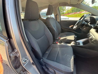 Toyota Yaris 1.0 5 porte Trend (12)