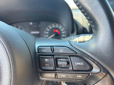 Toyota Yaris 1.0 5 porte Trend (9)