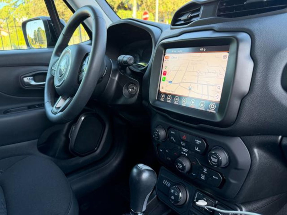 Jeep Renegade 1.3 T4 190CV PHEV 4xe AT6 Upland (18)