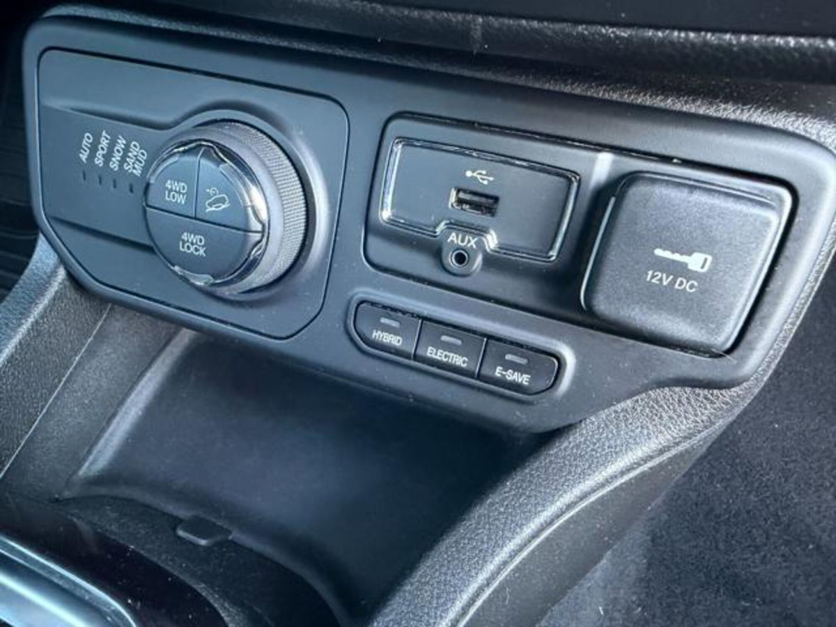 Jeep Renegade 1.3 T4 190CV PHEV 4xe AT6 Upland (19)