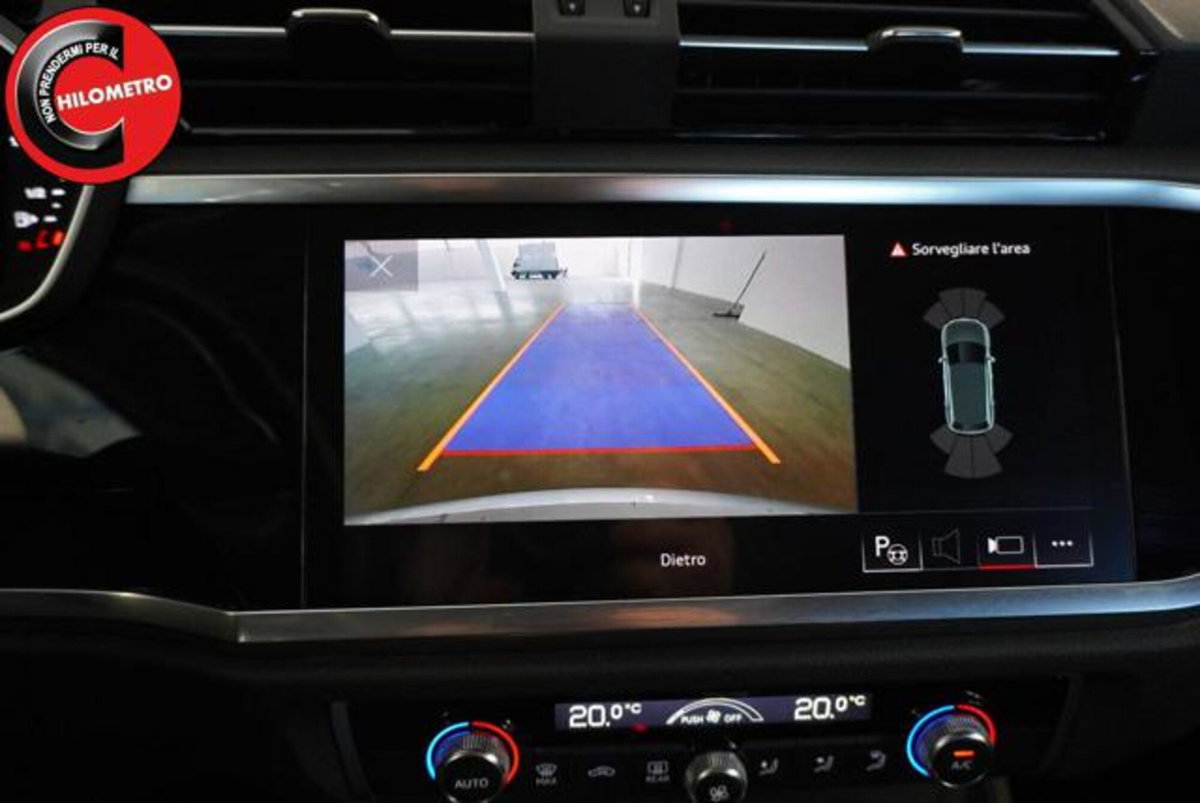 Audi Q3 35 TDI quattro S tronic Business (16)