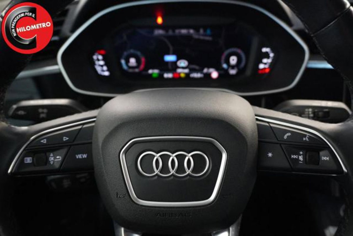 Audi Q3 35 TDI quattro S tronic Business (17)