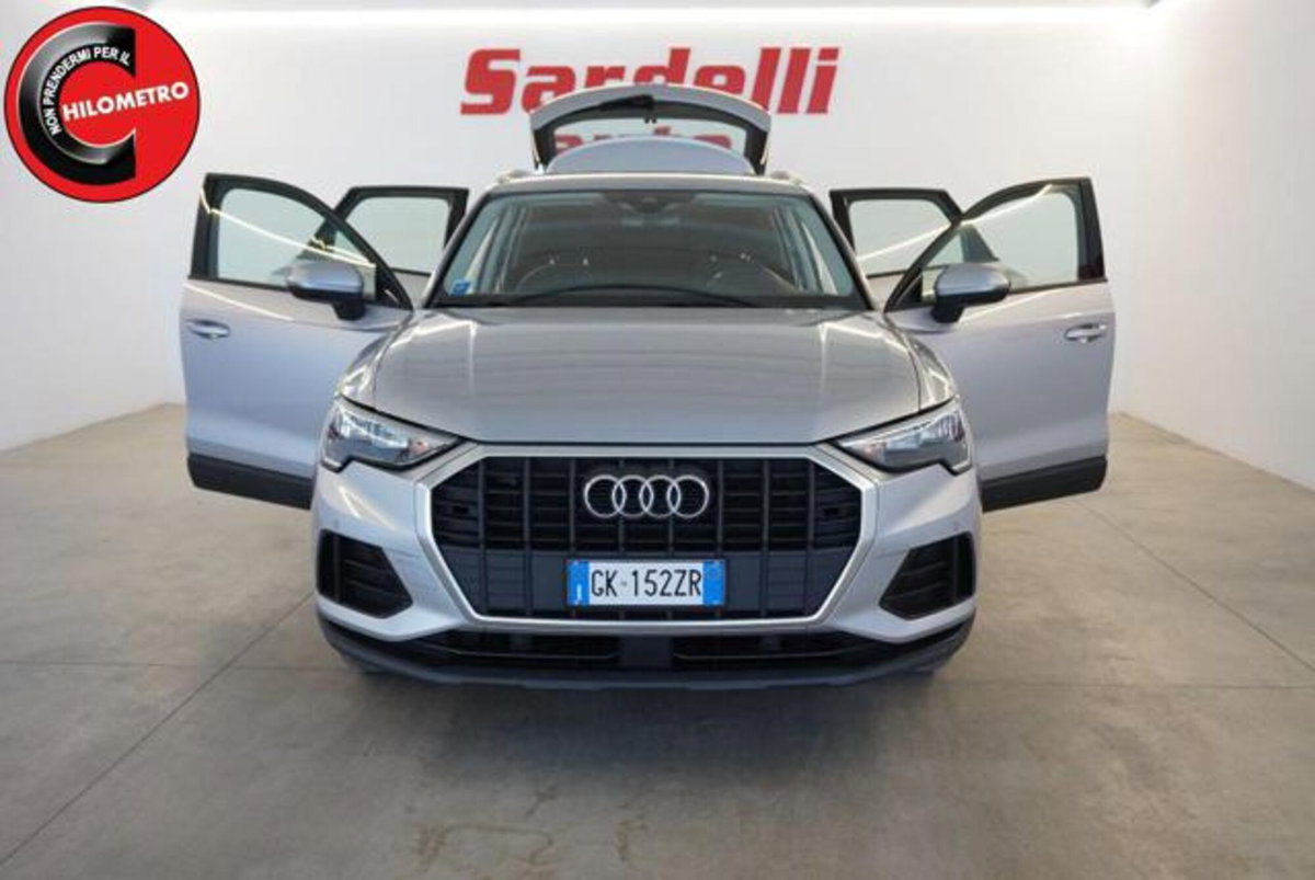 Audi Q3 35 TDI quattro S tronic Business (3)