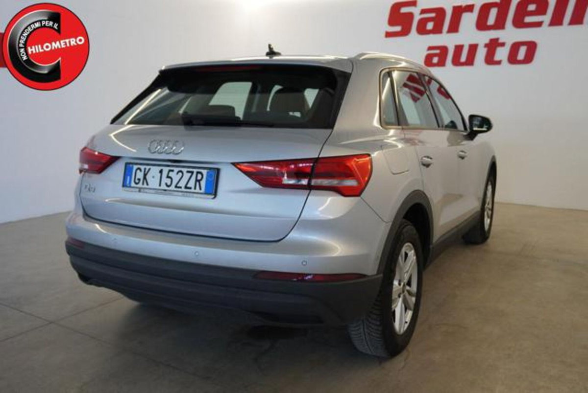 Audi Q3 35 TDI quattro S tronic Business (5)