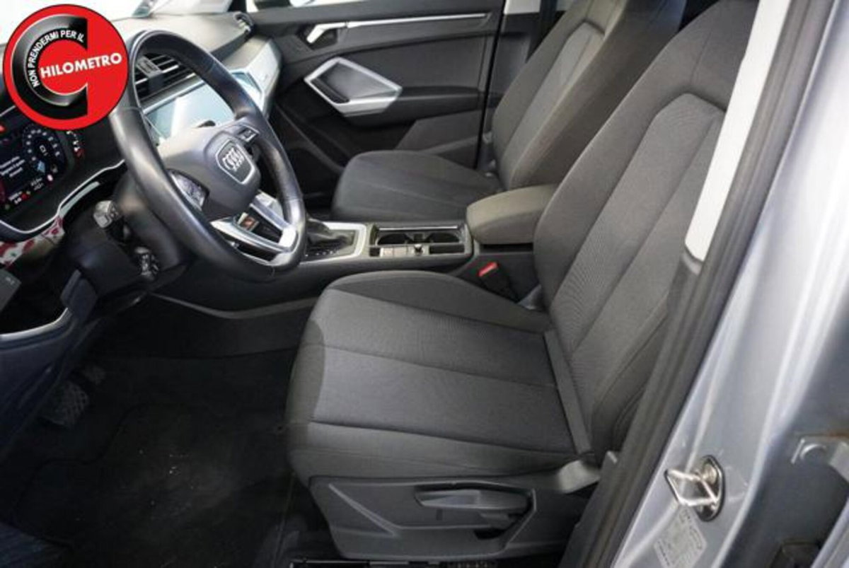 Audi Q3 35 TDI quattro S tronic Business (7)