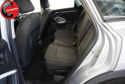 Audi Q3 35 TDI quattro S tronic Business (8)