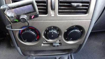 Fiat Strada 1.3 MJT 95CV Pick-up Trekking (16)