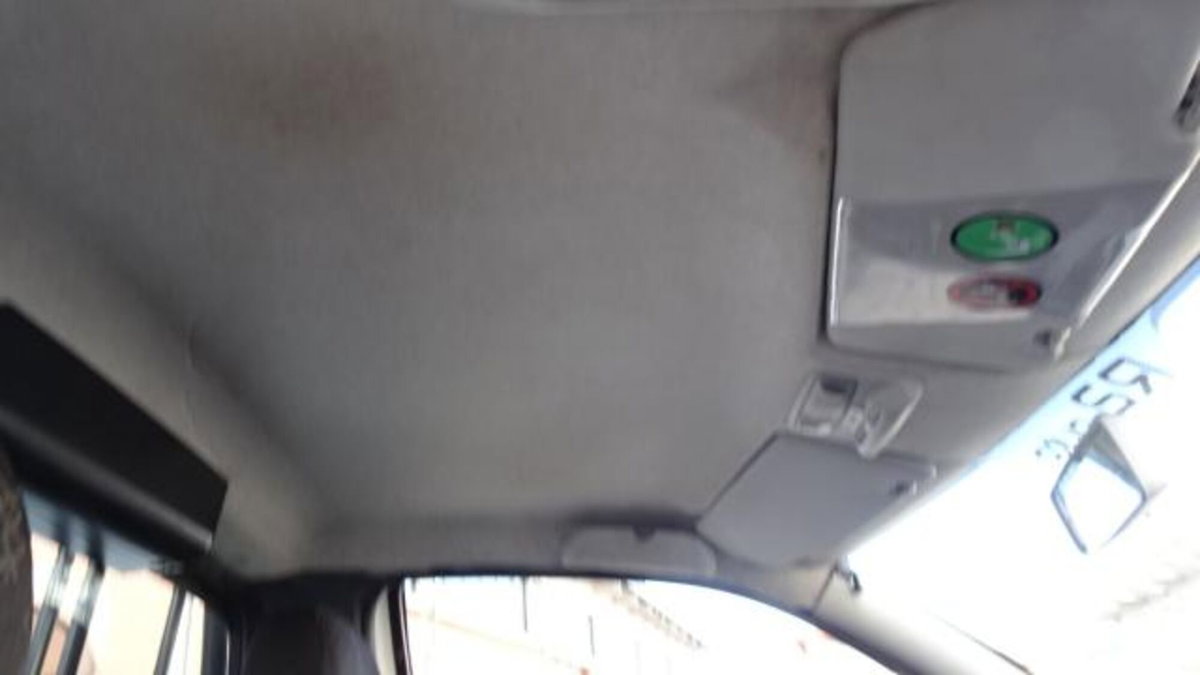 Fiat Strada 1.3 MJT 95CV Pick-up Trekking (20)