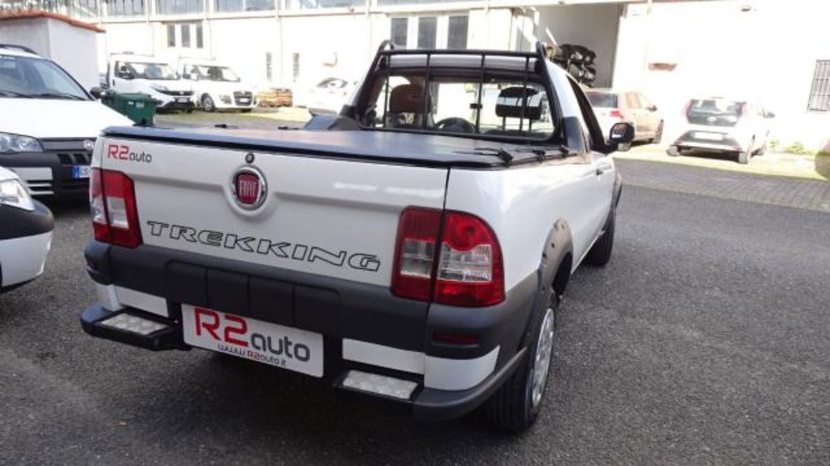 Fiat Strada 1.3 MJT 95CV Pick-up Trekking (5)