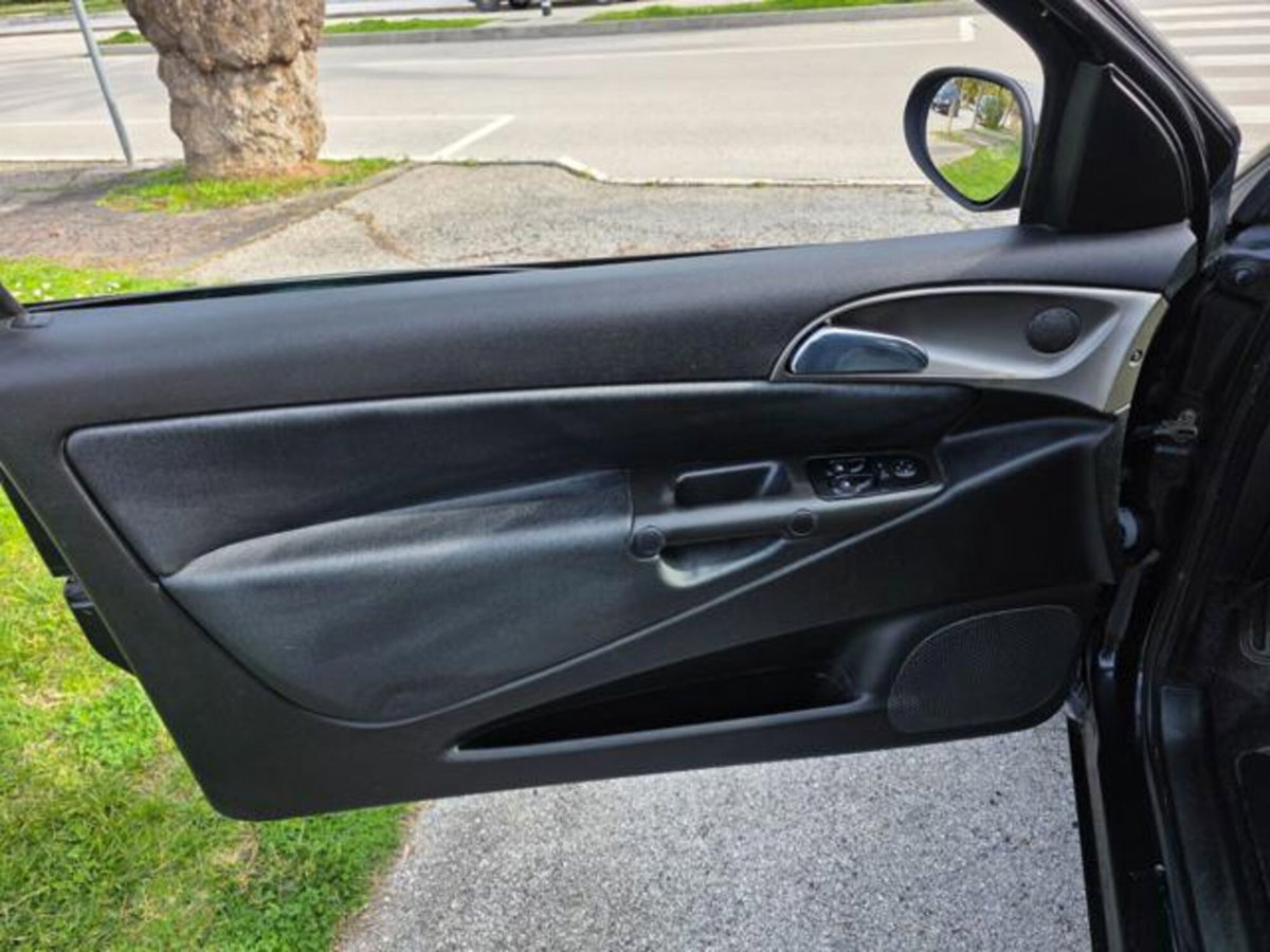 Lancia Ypsilon Multijet 16V Argento (14)