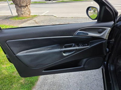 Lancia Ypsilon Multijet 16V Argento (14)