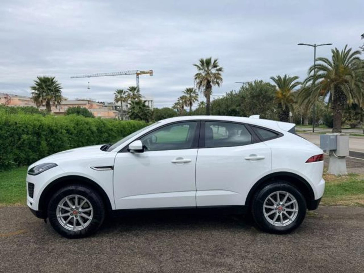 Jaguar E-Pace 2.0D 150 CV AWD aut. (8)