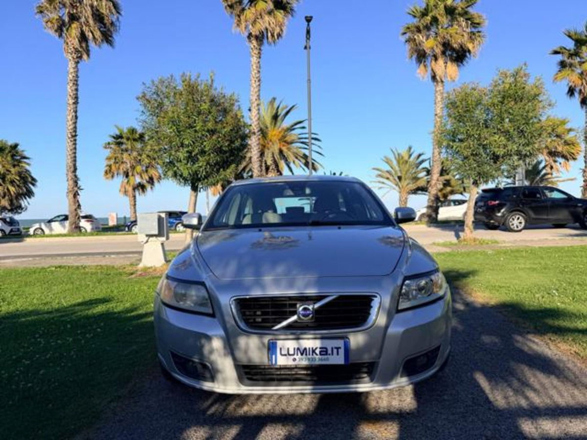 Volvo V50 1.6 D cat Momentum (3)