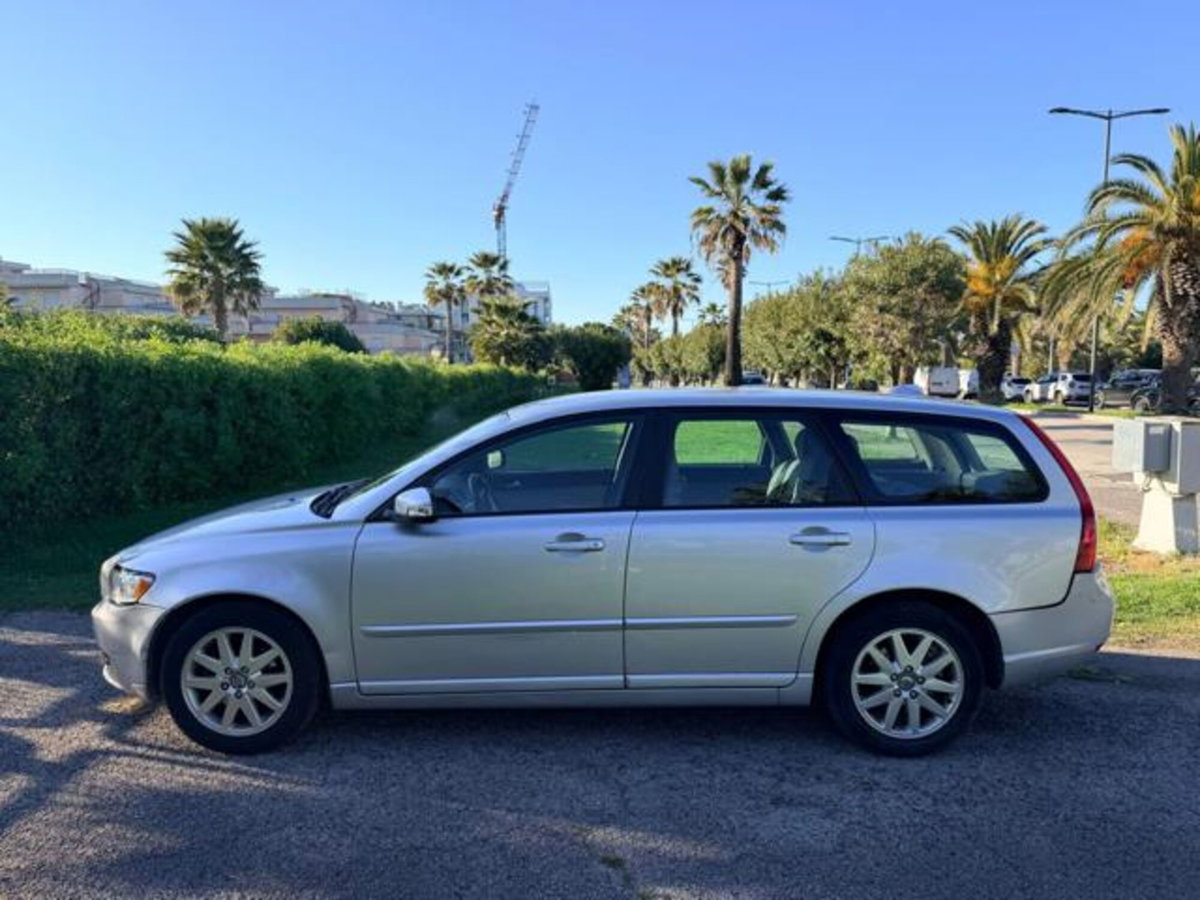 Volvo V50 1.6 D cat Momentum (8)
