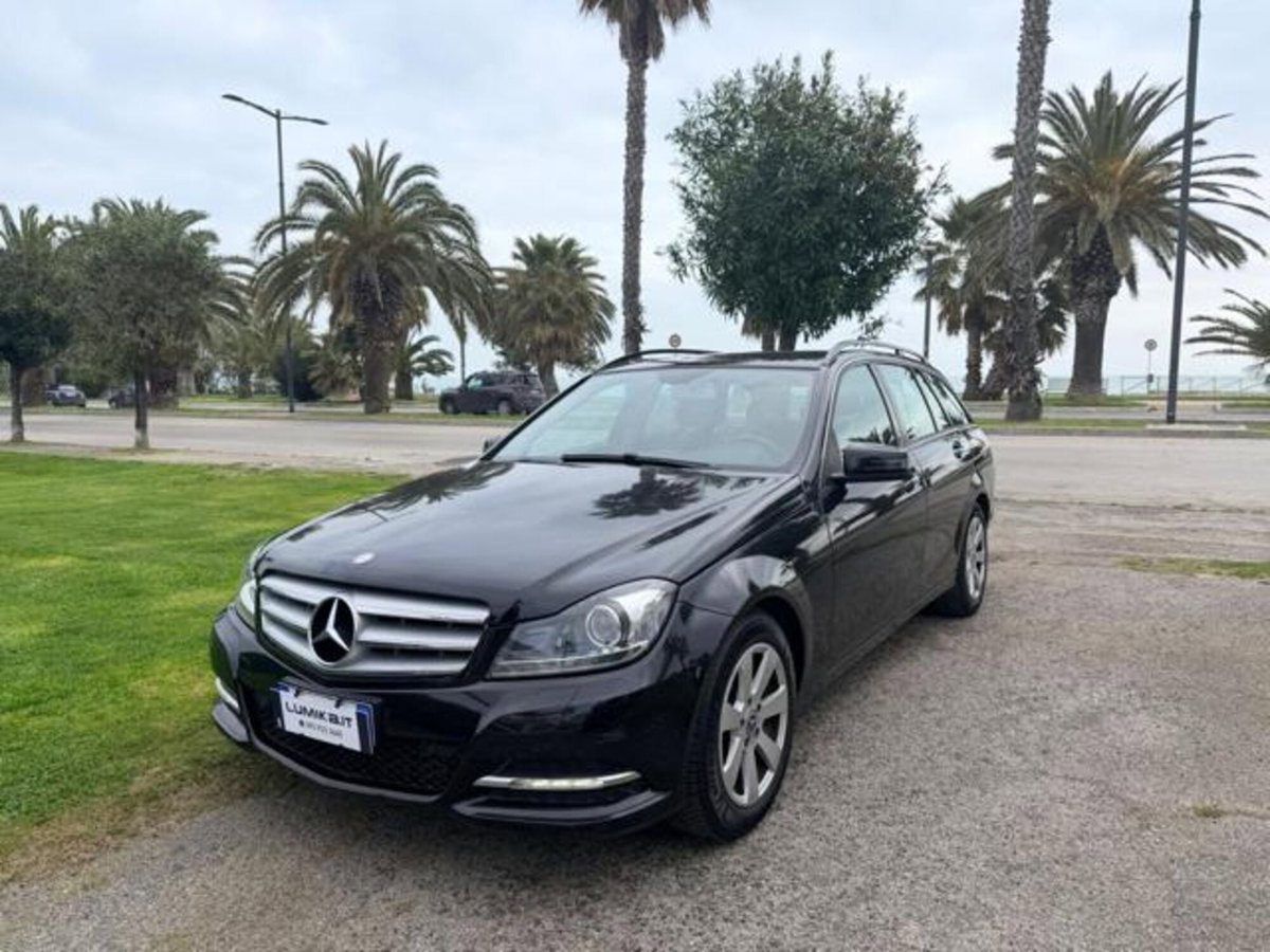 Mercedes-Benz Classe C Station Wagon 220 CDI 4Matic Elegance (2)