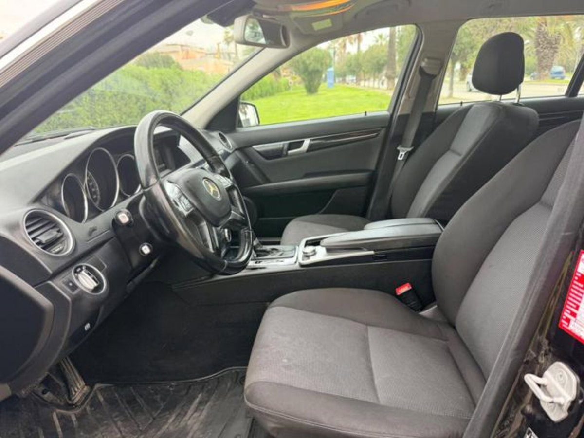 Mercedes-Benz Classe C Station Wagon 220 CDI 4Matic Elegance (9)