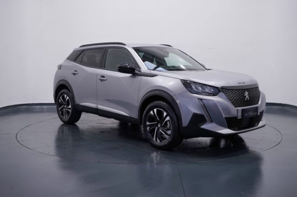Peugeot 2008 PureTech 100 S&S Allure Pack (11)