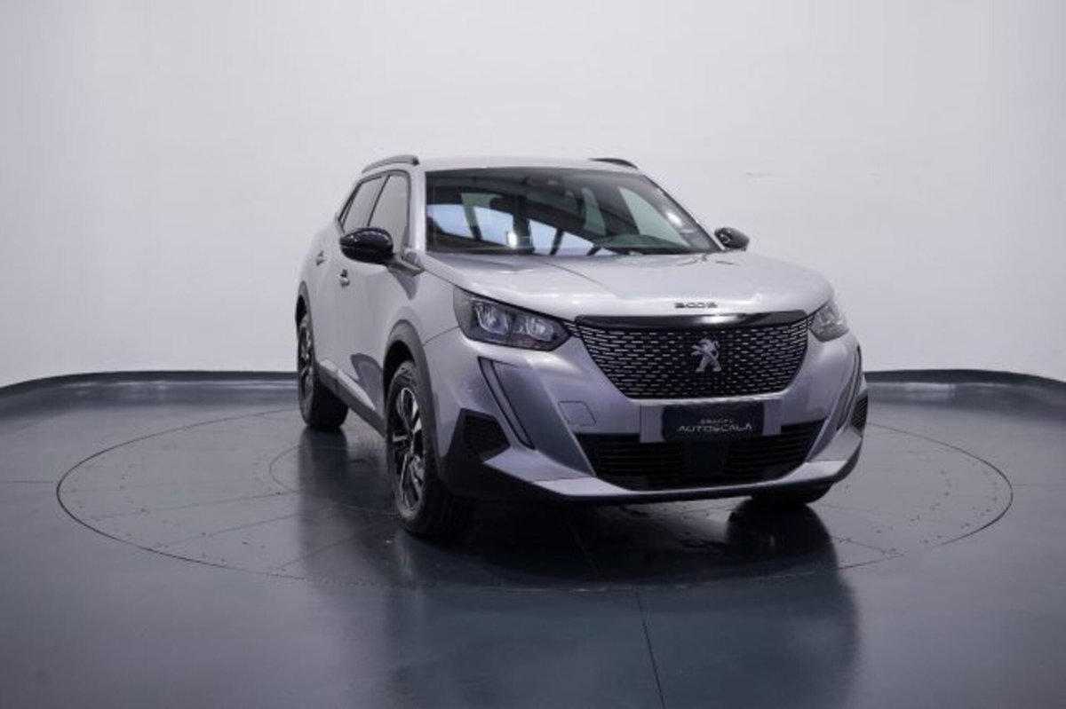 Peugeot 2008 PureTech 100 S&S Allure Pack (12)