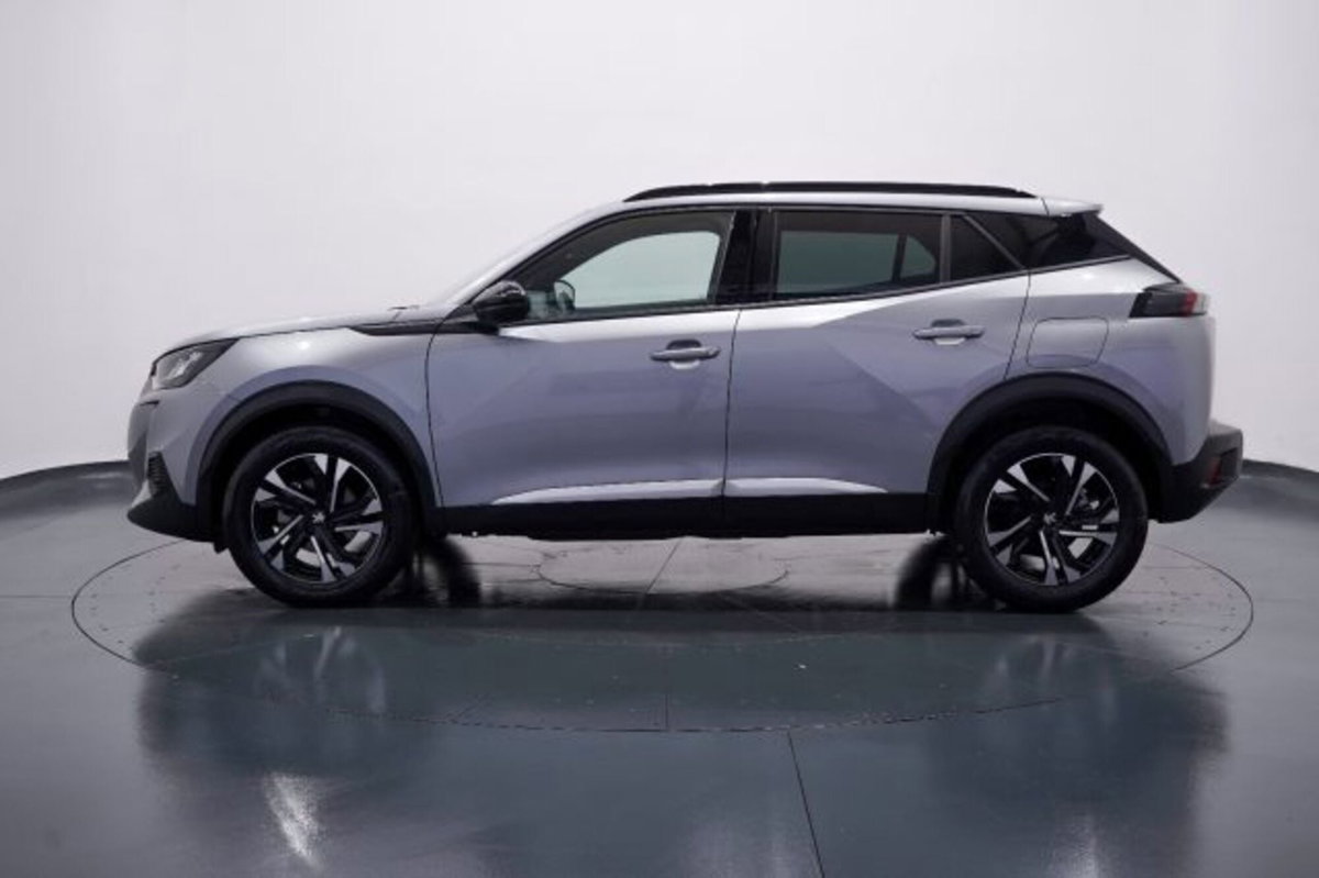 Peugeot 2008 PureTech 100 S&S Allure Pack (4)