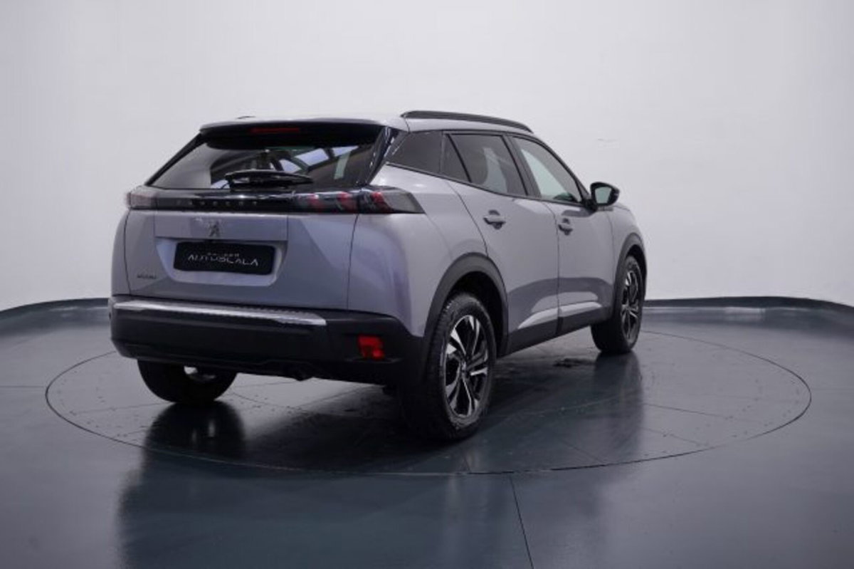 Peugeot 2008 PureTech 100 S&S Allure Pack (8)