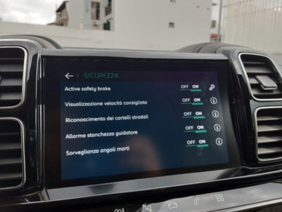Citroen C5 Aircross Aircross Hybrid 225 E-EAT8 Shine (14)