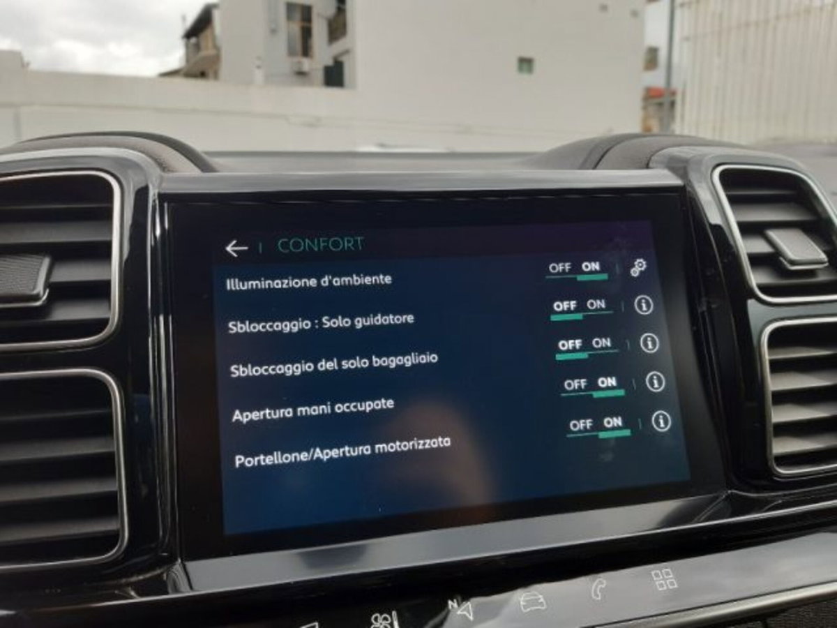Citroen C5 Aircross Aircross Hybrid 225 E-EAT8 Shine (15)