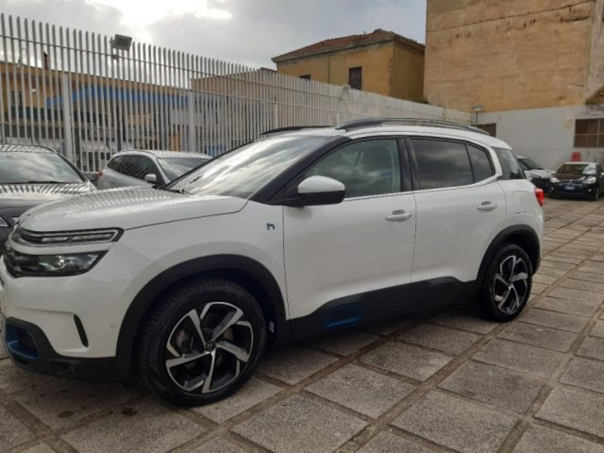 Citroen C5 Aircross Aircross Hybrid 225 E-EAT8 Shine (2)