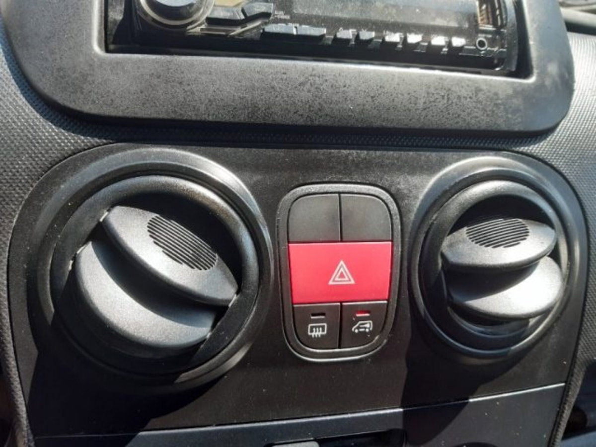 Citroen Nemo 1.3 HDi 80CV Furgone (8)