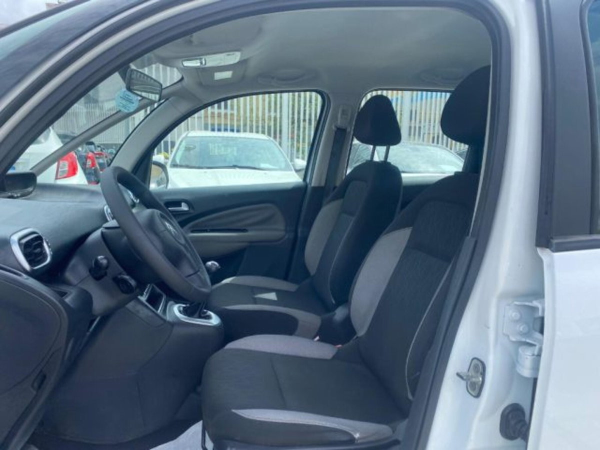 Citroen C3 Picasso 1.6 HDi 90 Exclusive Theatre (15)