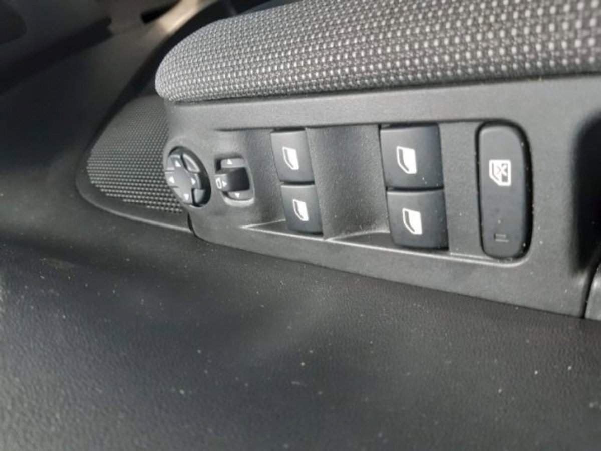 Citroen C3 Aircross BlueHDi 110 S&S C-Series (14)
