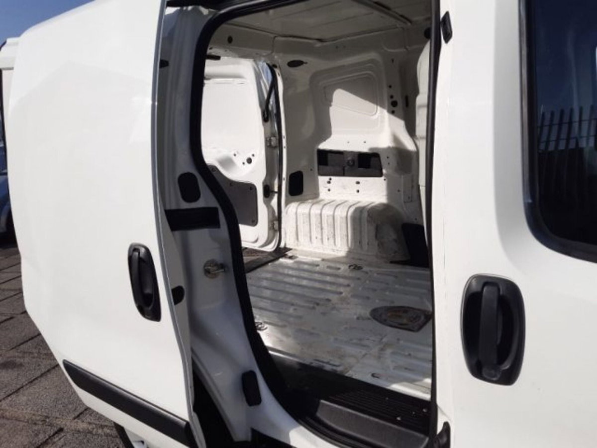 Fiat Fiorino QUBO 1.3 MJT 75CV SX (N1) (15)