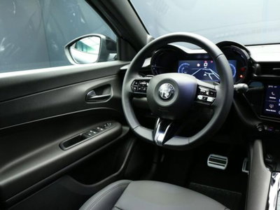 Alfa Romeo Junior 1.2 ibrida Speciale 145cv edct6 (12)