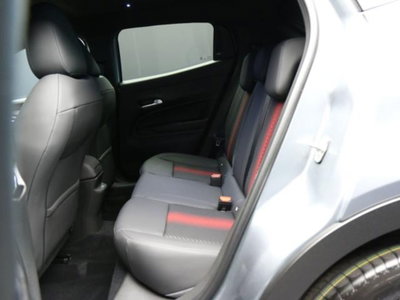 Alfa Romeo Junior 1.2 ibrida Speciale 145cv edct6 (8)