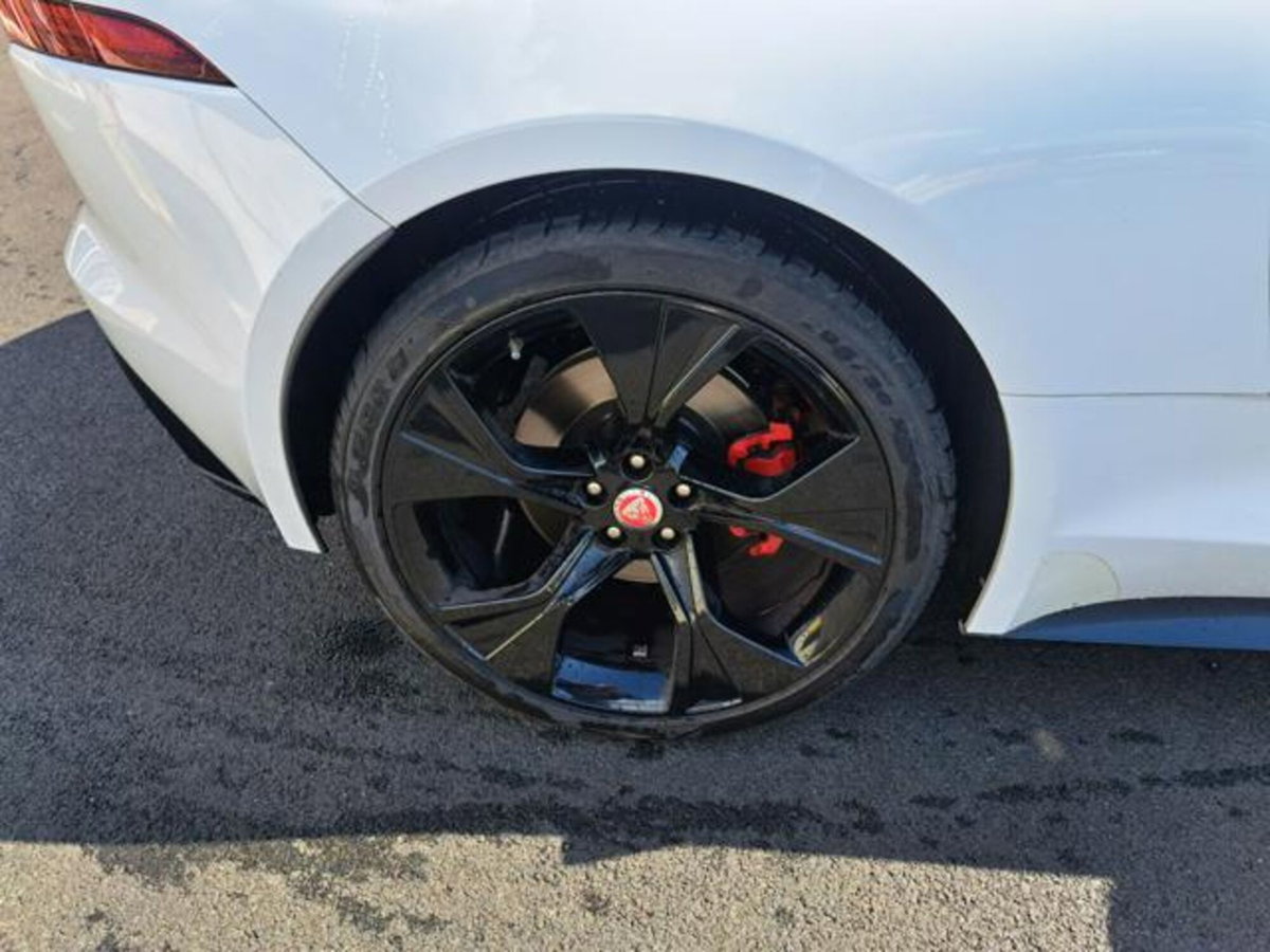 Jaguar F-Type Coupé 2.0 aut. Coupé R-Dynamic Black (8)