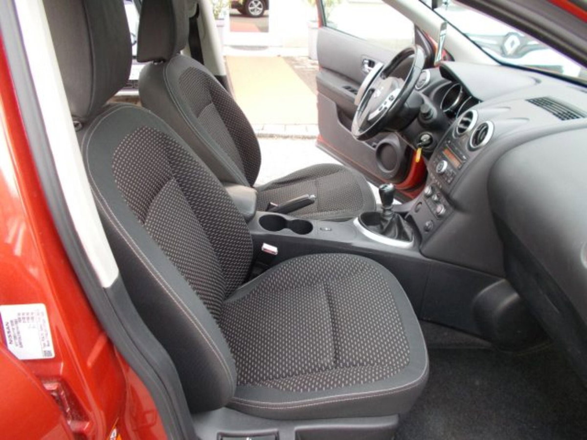 Nissan Qashqai 1.5 dCi Tekna (12)